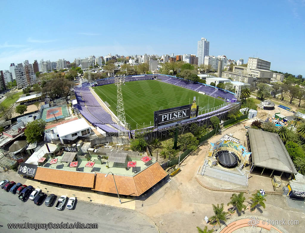 Vista aérea del Estadio Luis Franzini en el Parque Rodó, Montevideo