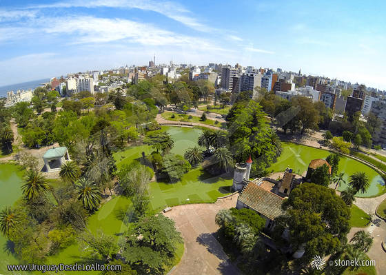 Foto aérea del lago del Parque Rodó, Montevideo