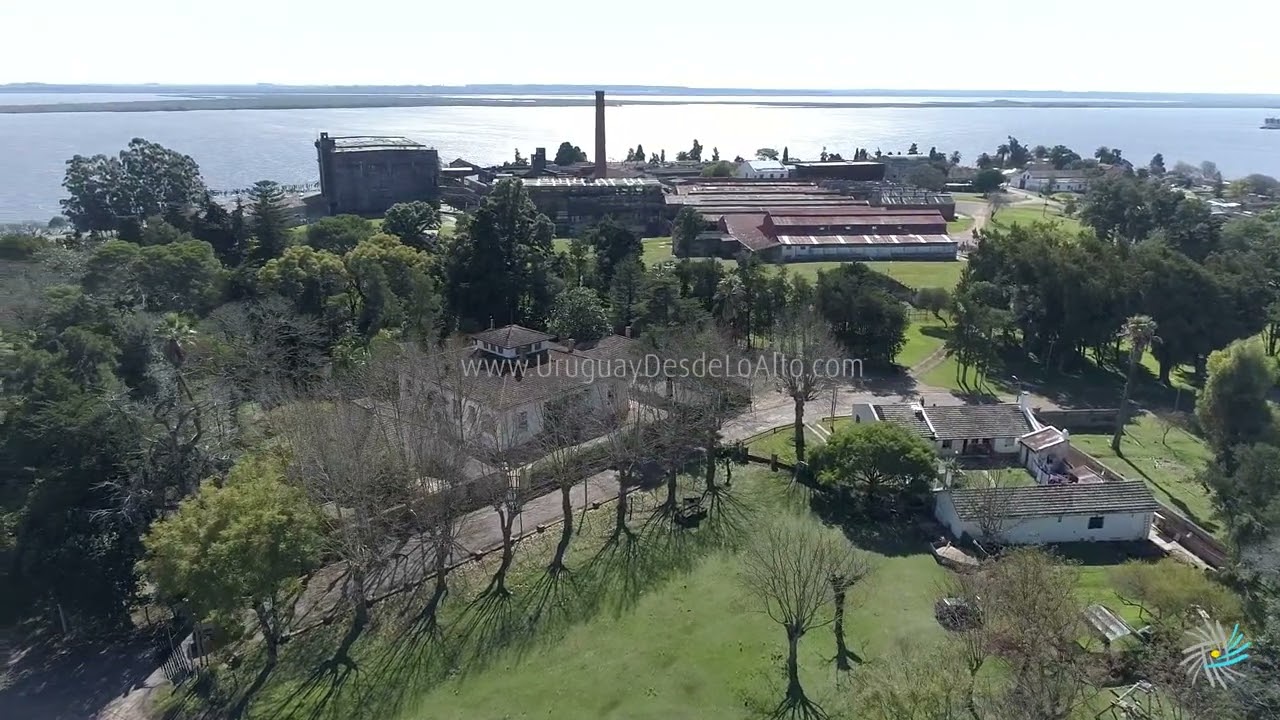 Video aéreo en Barrio Anglo, Fray Bentos.