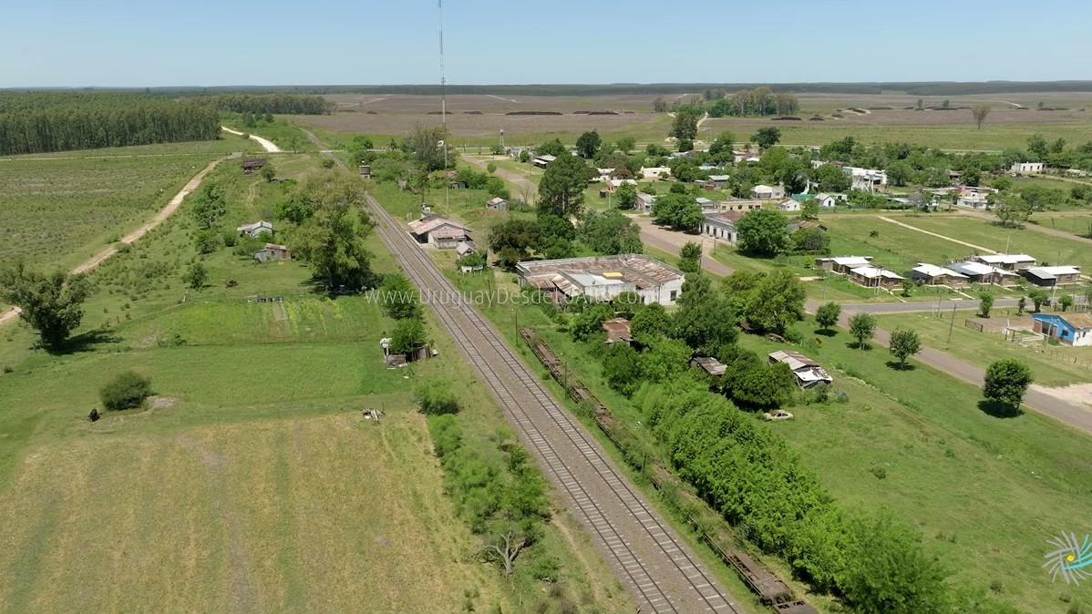 Video aéreo sobre Algorta, departamento de Río Negro