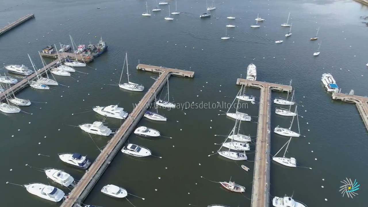 Video aéreo en el puerto de Punta del Este